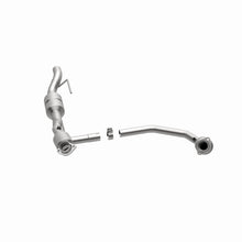 Load image into Gallery viewer, MagnaFlow Direct Fit Catalytic Converter Dodge 01-02 Ram 1500/2500/3500 Van 5.9L