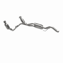 Load image into Gallery viewer, MagnaFlow Direct Fit Catalytic Converter 00-03 Dodge Dakota 4.7L 4WD (49 State)