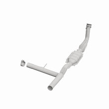 Load image into Gallery viewer, MagnaFlow DF Catalytic Conv 04-06 Ford F-150 Pickup 5.4L 4WD (Exc Heritage Edition) P/S (49 State)