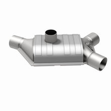 Load image into Gallery viewer, MagnaFlow Universal Catalytic Converter 2 inch/2 inch S/D Subaru PC2 Front