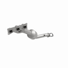 Load image into Gallery viewer, MagnaFlow Direct Fit Catalytic Converter BMW 5 06-07 Front OEM