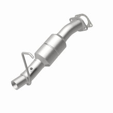 Load image into Gallery viewer, MagnaFlow Direct Fit Catalytic Converter 2007 GMC Sierra 2500 HD Classic 6.0/ 8.1/ 3500 Classic 6.0
