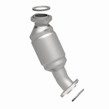 Load image into Gallery viewer, MagnaFlow Direct Fit Catalytic Converter 01-03 Highlander 3L frt OEM