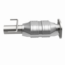 Load image into Gallery viewer, MagnaFlow Direct Fit Catalytic Converter 95-02 Lincoln Continental