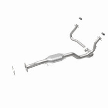 Load image into Gallery viewer, MagnaFlow Direct Fit Catalytic Converter 2000 Chevy Blazer 4.3L 4WD