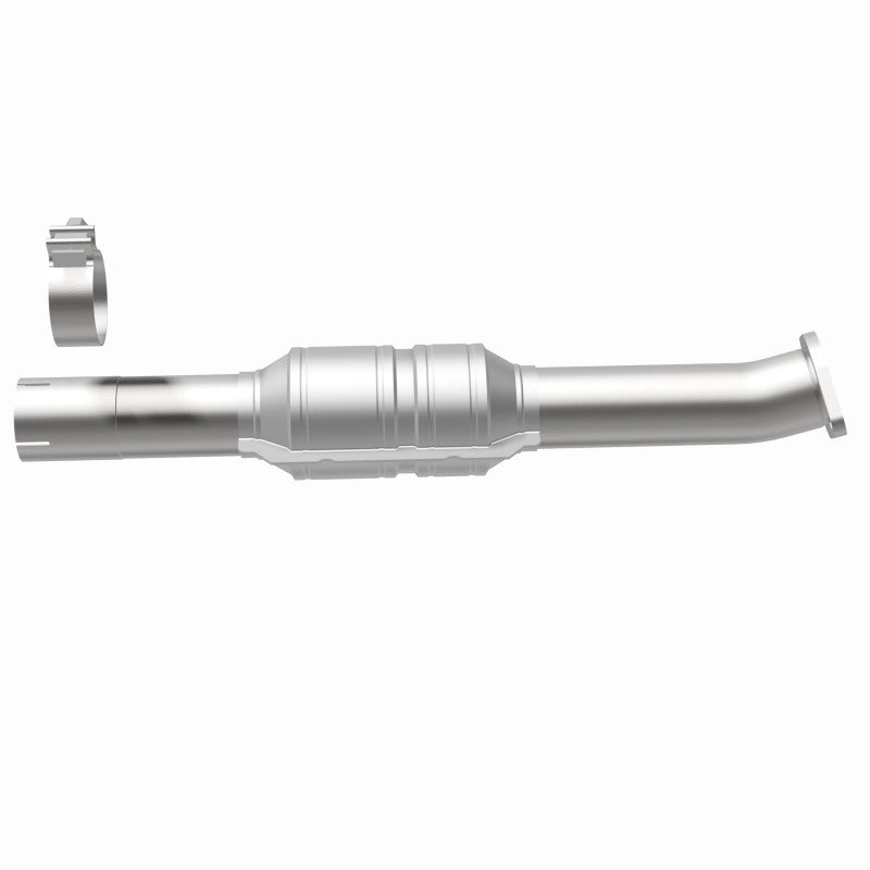 MagnaFlow Direct Fit Catalytic Converter 2010-2012 VENZA 2.7L Underbody