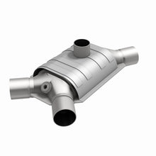 Load image into Gallery viewer, MagnaFlow Universal Catalytic Converter 2 inch/2 inch S/D Subaru PC2 Front