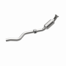 Load image into Gallery viewer, MagnaFlow Direct Fit Catalytic Converter 05 Chrysler 300 C V8 5.7L