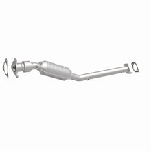 Load image into Gallery viewer, MagnaFlow DF Conv Chevy/Pontiac 05-07 Cobalt 2.2L AT/06-07 HHR AT/2007 G5 AT/06-07 Ion-2&amp;3 2.2L/2.4L