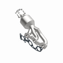 Load image into Gallery viewer, MagnaFlow Direct Fit Catalytic Converter 01-04 Nissan Frontier Passenger Side Manifold