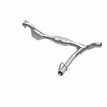 Load image into Gallery viewer, MagnaFlow Direct Fit Catalytic Converter 01 Ford Trucks 4.6L
