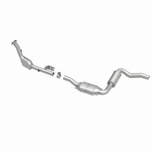 Load image into Gallery viewer, MagnaFlow Direct Fit Catalytic Converter 2003 Mercedes ML320 3.2L