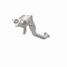 Load image into Gallery viewer, MagnaFlow Direct Fit Catalytic Converter 2007-2010 Q7 V6 3.6 OEM Underbody