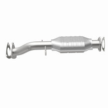 Load image into Gallery viewer, MagnaFlow Direct Fit Catalytic Converter 96-99 Blazer/Jimmy 4.3L