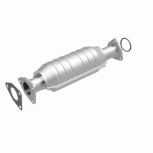 Load image into Gallery viewer, MagnaFlow Direct Fit Catalytic Converter 03-04 Honda Pilot 3.5L