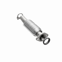 Load image into Gallery viewer, MagnaFlow Direct Fit Catalytic Converter 04 Toyota Sienna 3.3L