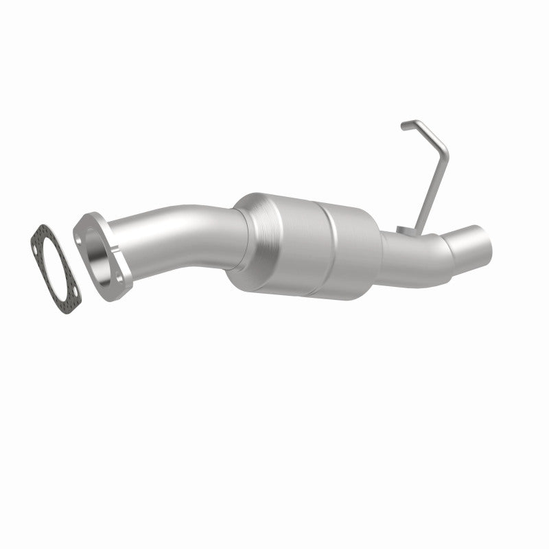 MagnaFlow Direct Fit Catalytic Converter 05 Silverado 2500HD 6.0L