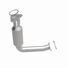 Load image into Gallery viewer, MagnaFlow Direct Fit Catalytic Converter 2000 and 2002 Ford Focus 2.0