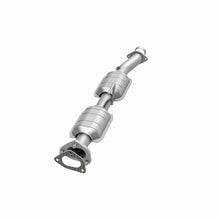 Load image into Gallery viewer, MagnaFlow DF Cat. Conv 98-00 Ford Ranger 4.0L/3.0L Rear / 98-00 Mazda B300 3.0L / B4000 4.0L Rear