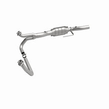 Load image into Gallery viewer, MagnaFlow Direct Fit Catalytic Converter 02 Dodge Ram 1500 Van