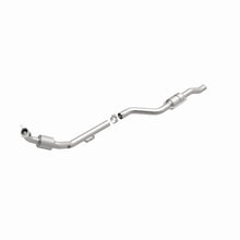 Load image into Gallery viewer, MagnaFlow Direct Fit Catalytic Converter 98-03 Mercedes E320 3.2L