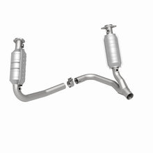 Load image into Gallery viewer, MagnaFlow 06 Mitsubishi Raider Direct Fit Catalytic Converter (California)