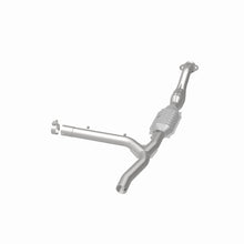 Load image into Gallery viewer, MagnaFlow Direct Fit Catalytic Converter F150 Truck 97-98 V8 4.6L 2W