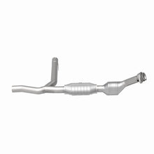 Load image into Gallery viewer, MagnaFlow Direct Fit Catalytic Converter 01 Ford Trucks 4.6L