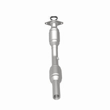 Load image into Gallery viewer, MagnaFlow Direct Fit Catalytic Converter 03-04 Vibe/Matrix/Corol OEM