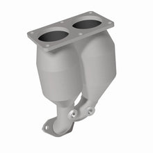 Load image into Gallery viewer, MagnaFlow Direct Fit Catalytic Converter 00-02 Nissan Sentra 1.8 Front