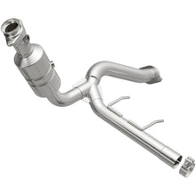 Load image into Gallery viewer, MagnaFlow Direct Fit Catalytic Converter 2009-2010 F-150 4.6 L Underbody