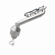Load image into Gallery viewer, MagnaFlow Direct Fit Catalytic Converter 2007-2009 Sorento 3.3 3.8 L Manifold