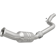 Load image into Gallery viewer, MagnaFlow Direct Fit Catalytic Converter 05-07 Chrysler 300 2.7/3.5L D/S