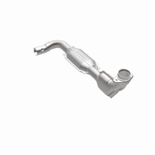 Load image into Gallery viewer, MagnaFlow Direct Fit Catalytic Converter 97-98 Ford Trucks 4.6L