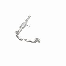 Load image into Gallery viewer, MagnaFlow Direct Fit Catalytic Converter 01 Dodge Ram 1500