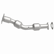 Load image into Gallery viewer, MagnaFlow Direct Fit Catalytic Converter 08 HHR SS 2.0L Turbo OEM