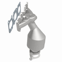 Load image into Gallery viewer, MagnaFlow Direct Fit Catalytic Converter 06-08 Hyun/Kia 3.8L R