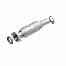 Load image into Gallery viewer, MagnaFlow Direct Fit Catalytic Converter 04 Toyota Sienna 3.3L