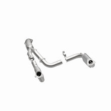 Load image into Gallery viewer, MagnaFlow Direct Fit Catalytic Converter 11-13 Chev Silverado 2500 HD/3500 HD 6.0L