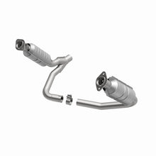 Load image into Gallery viewer, MagnaFlow Direct Fit Catalytic Conv 05-06 Dodge Dakota/2006 Mitsubishi Raider 3.7L Y-Pipe Assembly