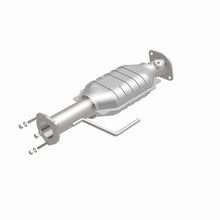 Load image into Gallery viewer, MagnaFlow Direct Fit Catalytic Converter 00-04 Jeep Wrangler 4.0L Rear/2.4L/2.5L