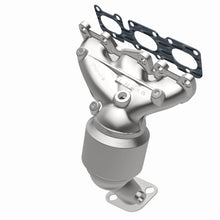 Load image into Gallery viewer, MagnaFlow Direct Fit Catalytic Converter 13-14 Santa Fe 3.3L Manifold