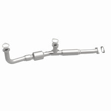 Load image into Gallery viewer, MagnaFlow Direct Fit Catalytic Converter 96-00 Chrysler Sebring 2.5L