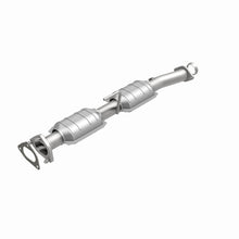 Load image into Gallery viewer, MagnaFlow DF Cat. Conv 98-00 Ford Ranger 4.0L/3.0L Rear / 98-00 Mazda B300 3.0L / B4000 4.0L Rear