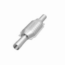 Load image into Gallery viewer, MagnaFlow Direct Fit Catalytic Converter Grand Cherokee-Wrangler 93-