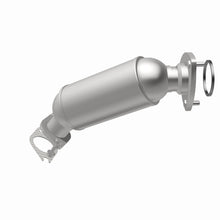 Load image into Gallery viewer, MagnaFlow Direct Fit Catalytic Converter 2013-2015 GMC Acadia