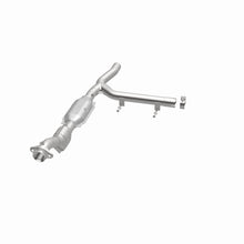 Load image into Gallery viewer, MagnaFlow Direct Fit Catalytic Converter 97-98 Ford Trucks 4.6L