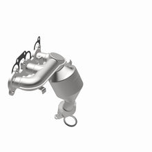 Load image into Gallery viewer, MagnaFlow Direct Fit Catalytic Converter Avalon/Sienna front manif