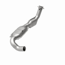 Load image into Gallery viewer, MagnaFlow Direct Fit Catalytic Converter 01 Ford Trucks 4.6L