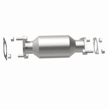 Load image into Gallery viewer, MagnaFlow Direct Fit Catalytic Converter 2007 Sorento V6 3.8 OEM Underbody